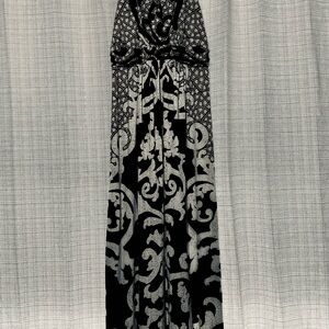 Elegant Black and White Patterned Dress